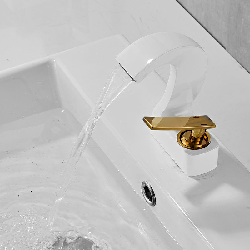 Homelody Schwanentyp Wasserfall-Mischbatterie Kupfer Badarmatur mit abgeflachtem Auslauf für niedriges Waschbecken und Handspüler