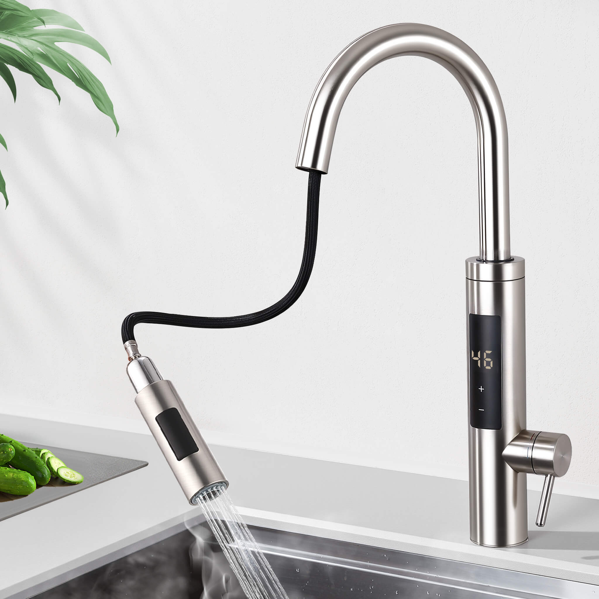 HOMELODY Elektrischer Wasserhahn mit Durchlauferhitzer, Wasserhahn 360° drehbar